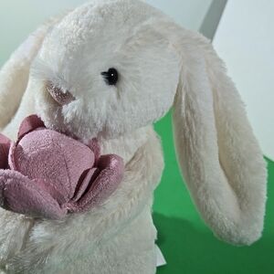 Brand New - Jellycat Bunny with Pink Flower - 'Peony'